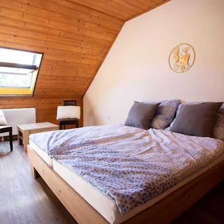 Tina Apartments Černá v Pošumaví Extérieur photo